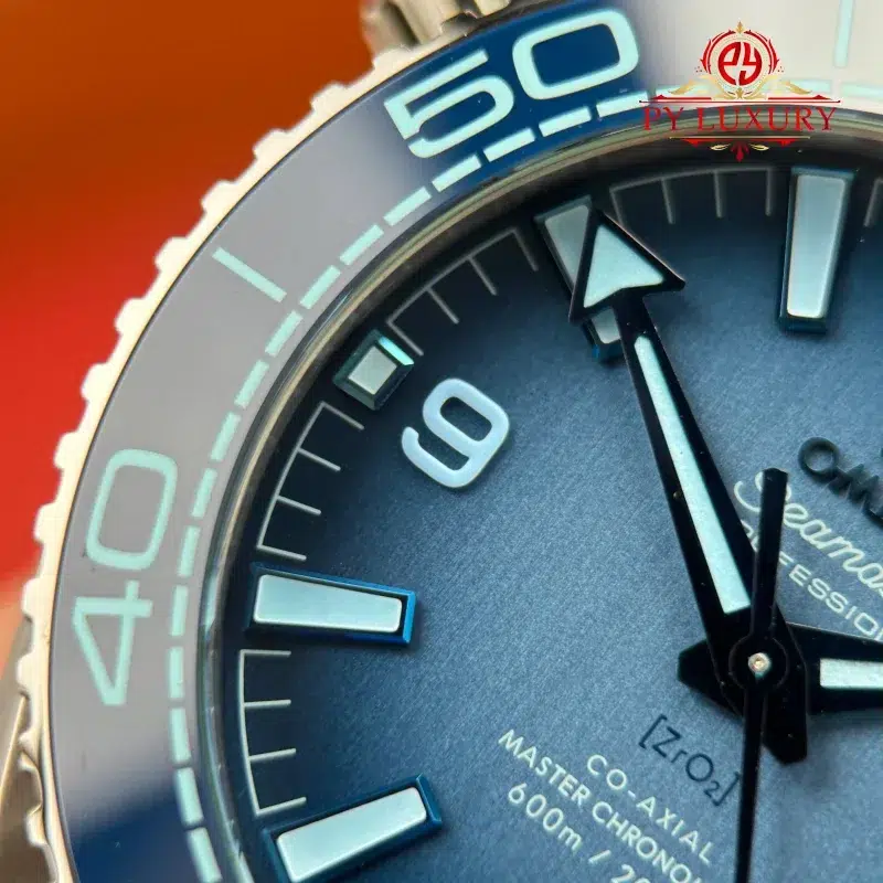Omega-Seamaster-Planet-Ocean-600M-Summer-Blue-Dial-Best-Replica-VSF-9-800x800 Omega Seamaster Planet Ocean 600M Summer Blue Dial 1:1 Best Replica VSF 39.5mm - Image 9