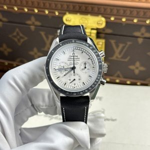 Omega Speedmaster Apollo 13 Silver Snoopy Award White Dial Textile Strap Replica 42mm