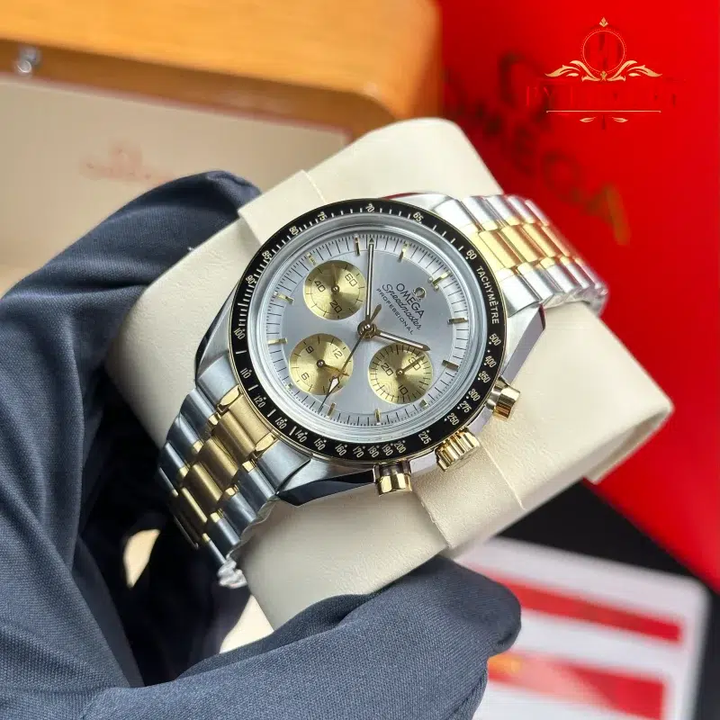 Omega-Speedmaster-Moonwatch-Chronograph-Two-Tone-Yellow-Gold-Silve-Dial-Swiss-Replica-N1F-2-800x800 Omega Speedmaster Moonwatch Chronograph Two Tone Yellow Gold Silver Dial Swiss Replica 42mm - Image 3