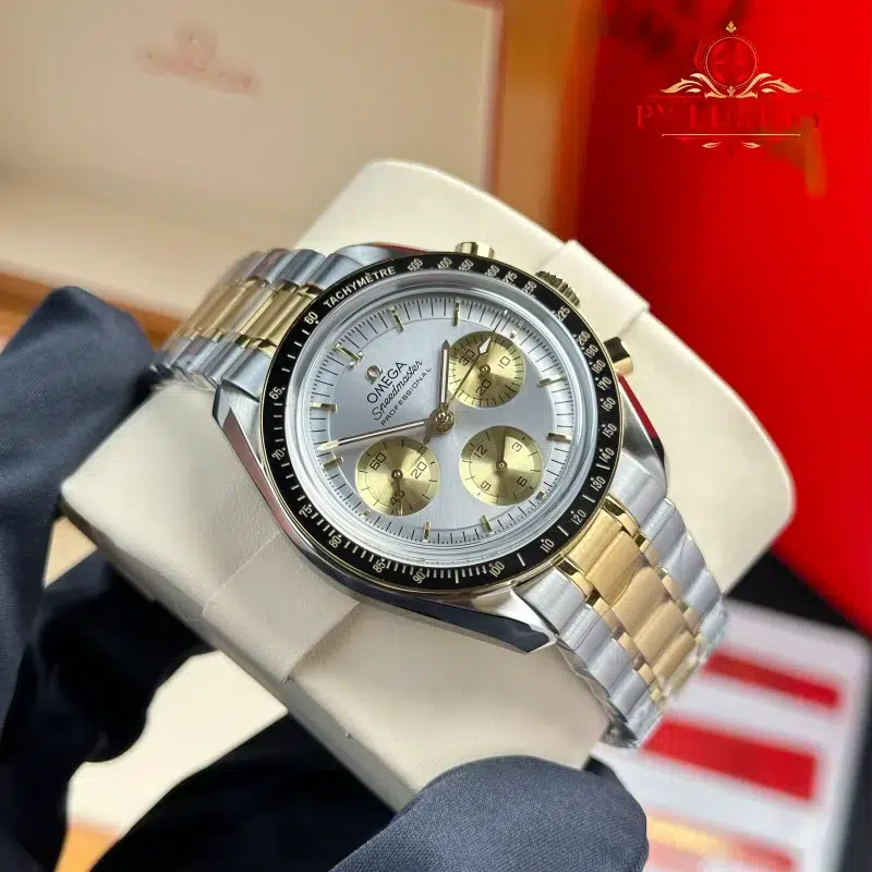 Omega-Speedmaster-Moonwatch-Chronograph-Two-Tone-Yellow-Gold-Silver-Dial-Swiss-Replica-N1F-3-800x800 Omega Speedmaster Moonwatch Chronograph Two Tone Yellow Gold Silver Dial Swiss Replica 42mm - Image 2