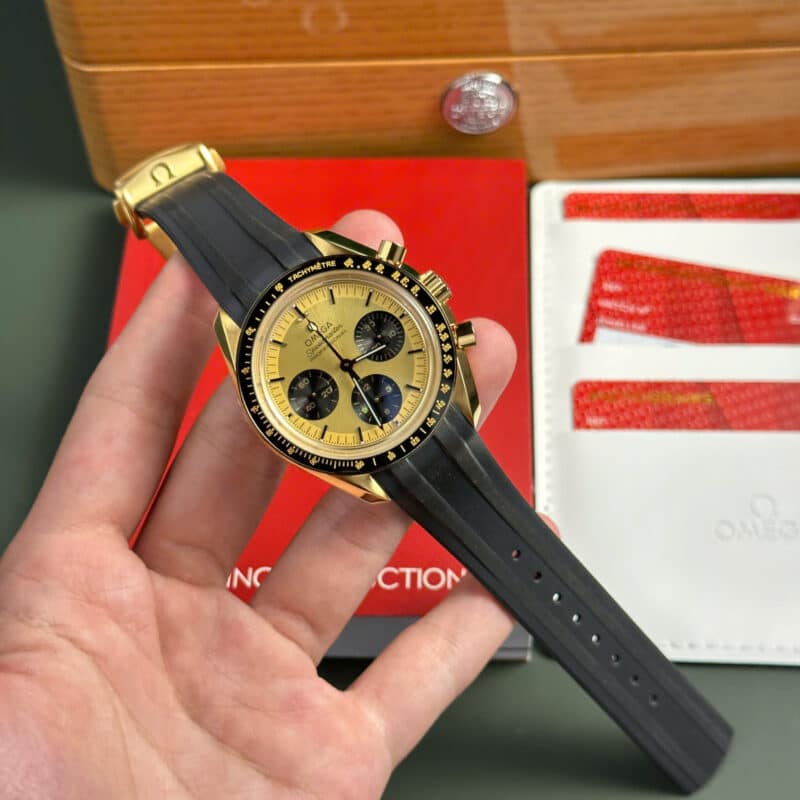 Omega-Speedmaster-Professional-Moonwatch-Chronograph-Gold-Yellow-Dial-2-scaled-800x800 Omega Speedmaster Professional Moonwatch Chronograph Yellow Gold Yellow Dial Rubber Replica 42mm - Image 2
