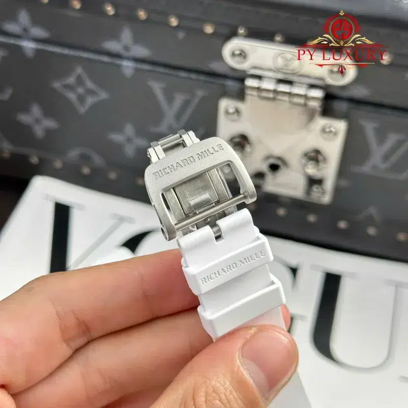 Richard-Mille-RM-61-01-Yohan-Blake-Asia-Limited-Edition-White-Ceramic-13-800x800 Richard Mille RM 61-01 Yohan Blake Asia Limited Edition White Ceramic 1:1 Best Replica ZF 42.7mm x 50.23mm - Image 13