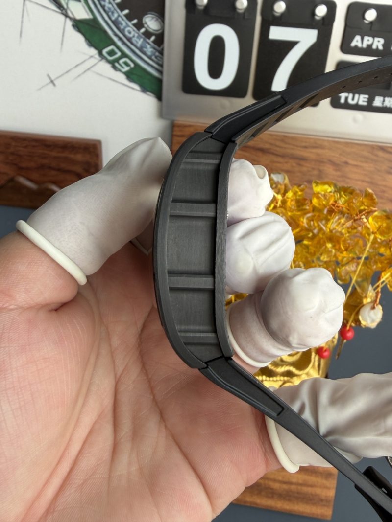 Richard-Mille-RM055-Bubba-Watson-Asia-Edition-Carbon-NTPT-Vaucher-Movement-1-1-Super-Clone-6-800x1067 Richard Mille RM055 Bubba Watson Asia Edition Carbon NTPT Vaucher Movement 1:1 Super Clone A9 Factory 42.7mm x 49.9mm (Free Sprung) - Image 6