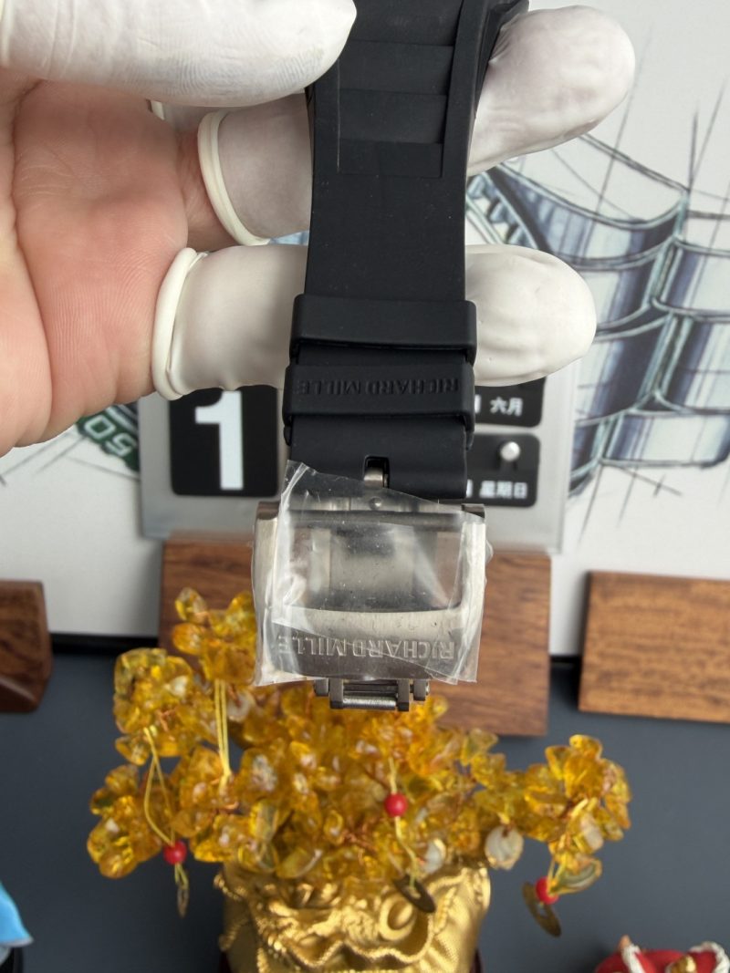 Richard-Mille-RM055-Bubba-Watson-Black-Edition-Black-Ceramic-Vaucher-Movement-1-1-Super-Clone-A9F-11-800x1067 Richard Mille RM055 Bubba Watson Black Edition Black Ceramic Vaucher Movement 1:1 Super Clone A9F 42.7 x 49.9mm (Free Sprung) - Image 11