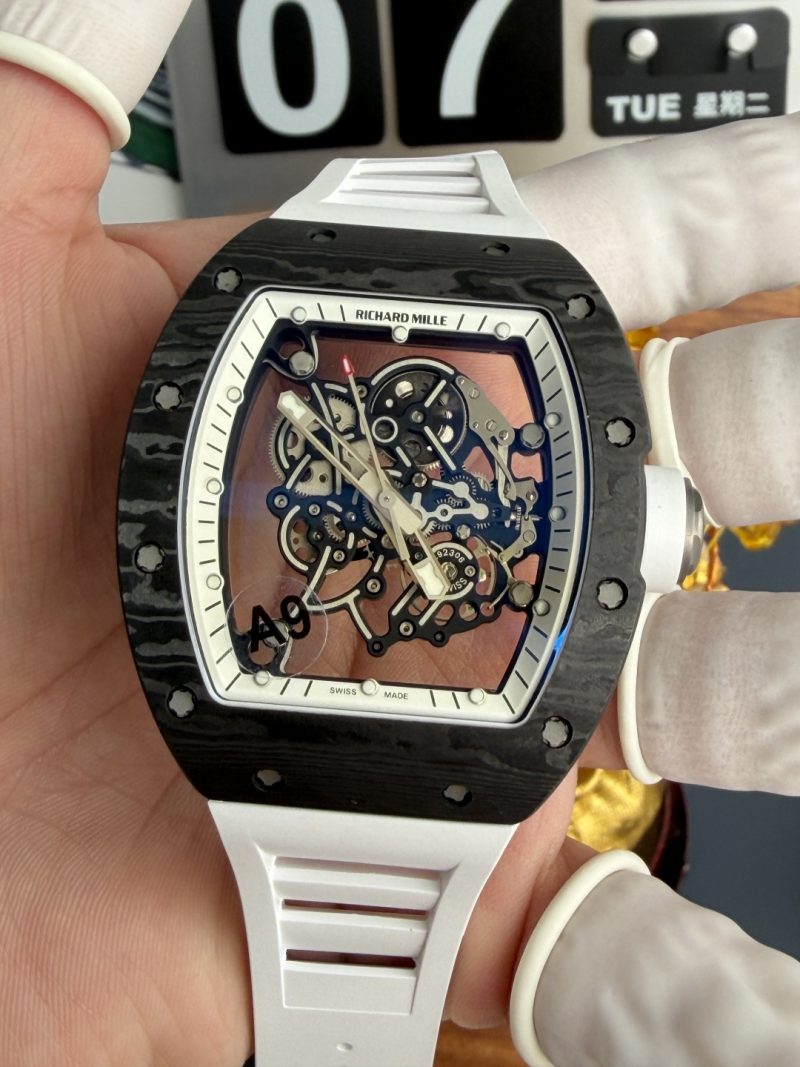 Richard-Mille-RM055-Bubba-Watson-White-Legend-Carbon-NTPT-Vaucher-Movement-1-1-Super-Clone-4-800x1067 Richard Mille RM055 Bubba Watson White Legend Carbon NTPT Vaucher Movement 1:1 Super Clone A9 Factory 42.7mm x 49.9mm (Free Sprung) - Image 4