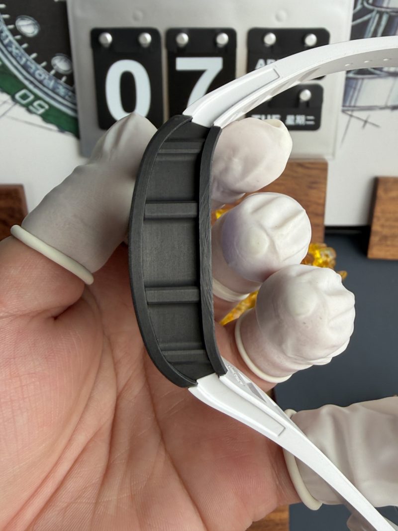 Richard-Mille-RM055-Bubba-Watson-Yas-Marina-Circuit-Carbon-NTPT-Vaucher-Movement-Super-Clone-A9F-6-800x1067 Richard Mille RM055 Bubba Watson Yas Marina Circuit Carbon NTPT Vaucher Movement Super Clone A9F 42.7mm x 49.9mm (Free Sprung) - Image 6
