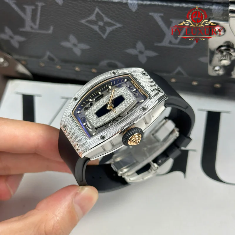 Richard-Mille-RM07-01-Diamond-Black-Onyx-Dial-Black-Rubber-Strap-8-800x800 Richard Mille RM07-01 Lady Diamonds Black Onyx Dial Black Rubber Strap 1:1 Super Clone ZF 45.32 x 32.3mm - Image 4