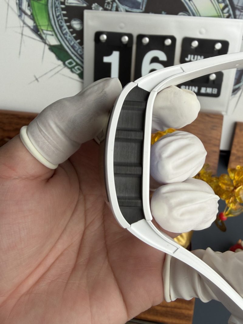 Richard-Mille-RM61-01-White-Ceramic-Asia-Limited-EditionVaucher-Movement-1-1-Super-Clone-A9-Factory-6-800x1067 Richard Mille RM61-01 White Ceramic Asia Limited EditionVaucher Movement 1:1 Super Clone A9F 42.7mm x 50.23mm (Free Sprung) - Image 6