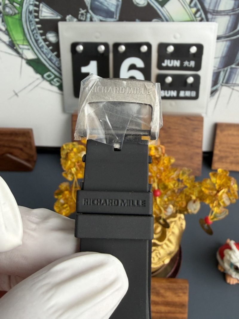 Richard-Mille-RM61-01-Yohan-Blake-All-Grey-Vaucher-Movement-1-1-Super-Clone-A9-Factory-Free-Sprung-9-800x1067 Richard Mille RM61-01 Yohan Blake All Grey Vaucher Movement 1:1 Super Clone A9 Factory 42.7mm x 50.23mm (Free Sprung) - Image 10