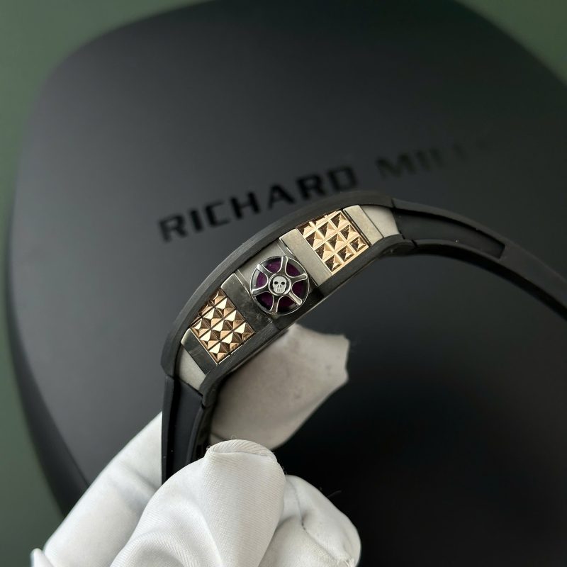 Richard-Mille-RM66-Flying-Tourbillon-Manual-Winding-Carbon-TPT-8-800x800 Richard Mille RM66 Flying Tourbillon Manual Winding Carbon TPT Best Replica YS Factory 42.7mm x 49.94mm - Image 8