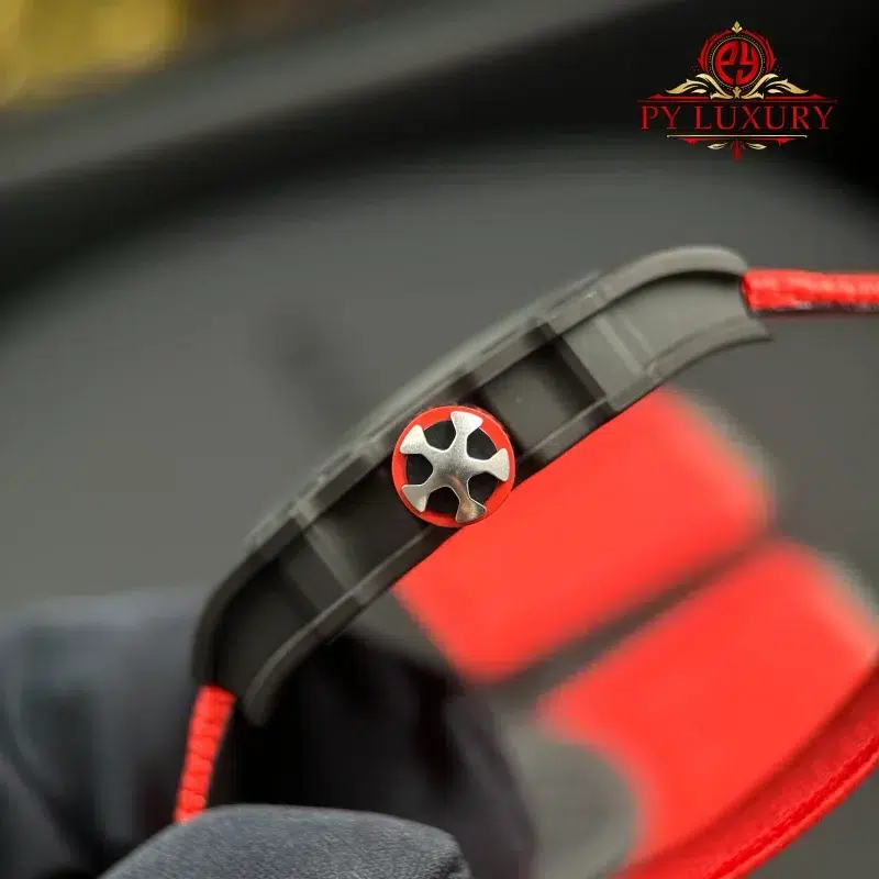 Richard-Mille-RM67-02-Extra-Flat-Italy-Carbon-TPT-Red-Green-Super-Clone-14-800x800 Richard Mille RM67-02 Extra Flat Italy Carbon TPT Red Green 1:1 Super Clone 38.7 x 47.52mm - Image 11