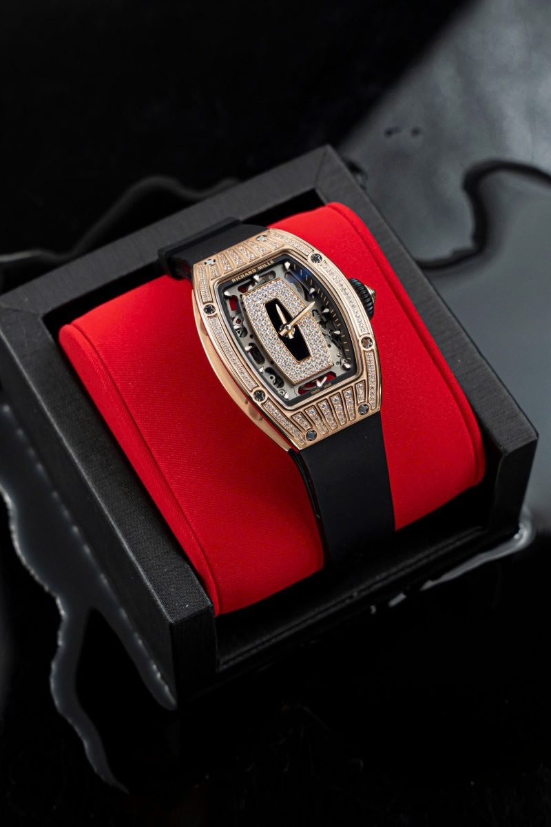 Richard-Mille-Rm07-01-Rose-Gold-Diamonds-Onyx-Dial-1-800x1200 Richard Mille RM07-01 Rose Gold Diamonds Onyz Dial Rubber Strap 1:1 Super Clone ZF 45.32 x 32.3mm
