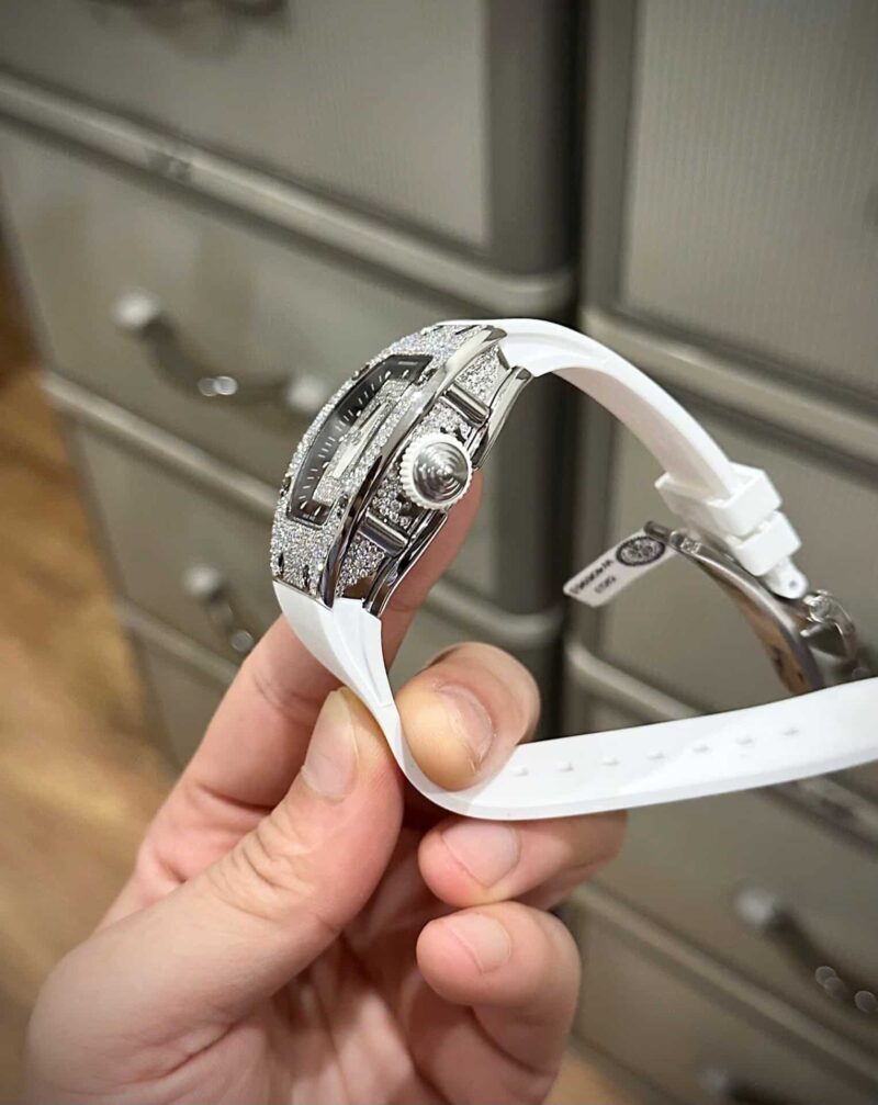 Rm07-01-White-MOP-Lip-Snow-Dial-Custom-Moissanite-7-800x1007 Richard Mille RM07-01 Lady White MOP Lip Snow Diamonds Custom Moissanite Replica 45.32¡Á32.3mm - Image 7