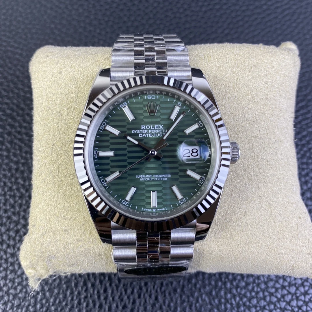 Rolex-DateJust-41mm-126334-0030-Clean-Factory-11-904L-Steel-SS-Green-Fluted-Dial-on-SS-Jubilee-Bracelet-SA3235 Rolex DateJust 41mm 126334-0030 Clean Factory 1:1 Green Fluted Dial on SS Jubilee Bracelet Super Clone - Image 2