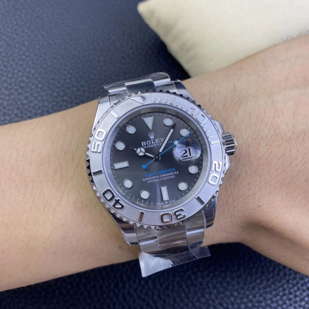 Rolex-Yacht-Master-126622-0001-40mm-Clean-Factory-11-904L-Gray-Dial-with-Blue-Second-Hand-SS-on-Oyster-Steel-SA3235-Movement9-1024x1024-1 Rolex Yacht-Master 126622-0001 40mm Clean Factory 1:1 904L Gray Dial Super Clone - Image 9