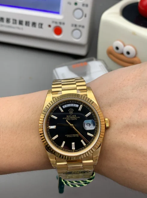 Screenshot-2025-11-13-013208 CBD Factory Rolex Day-Date 40 - Image 7