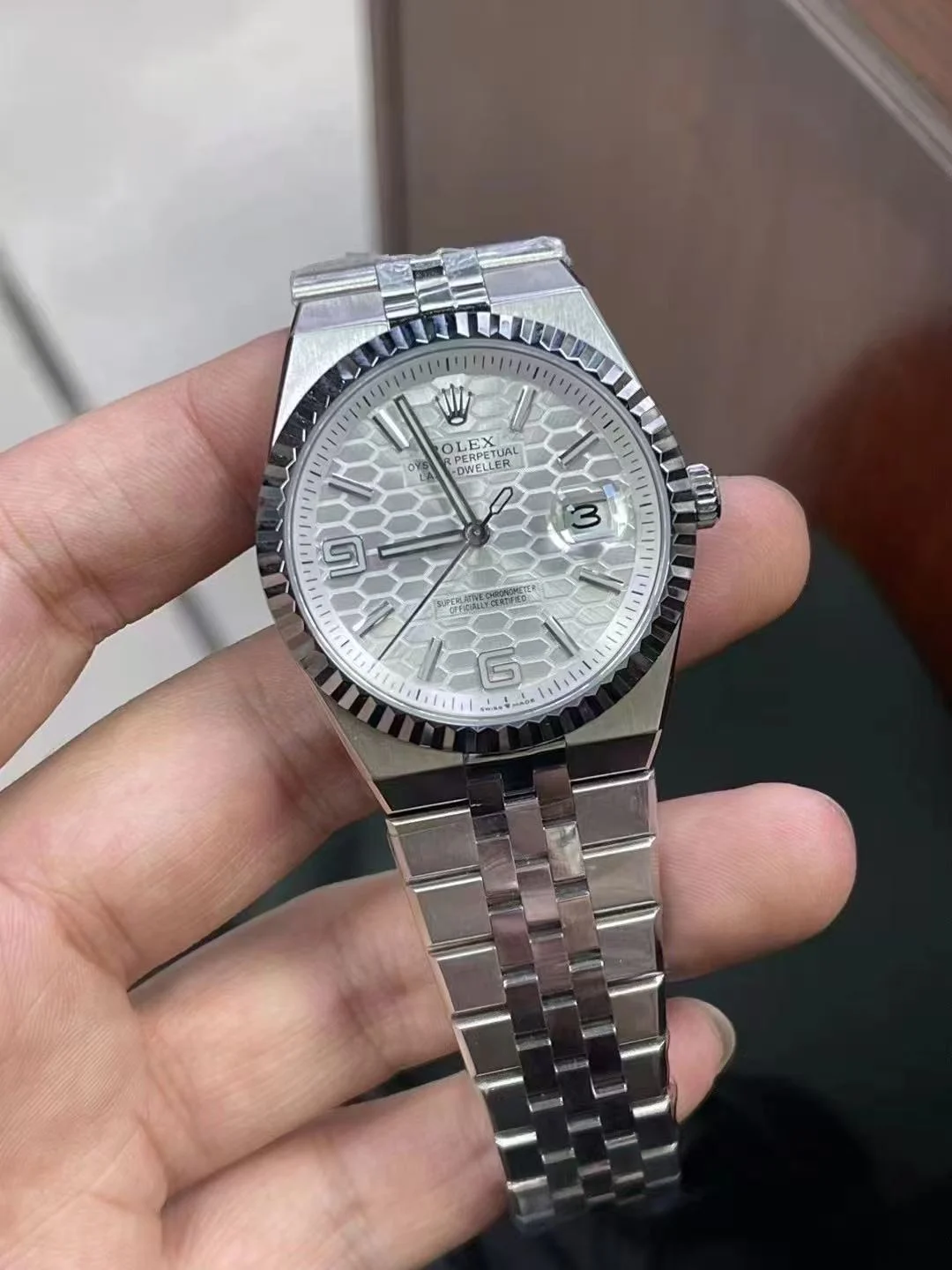 WhatsApp-Image-2025-06-03-at-21.35.28_e4750b9e Rolex Land-Dweller 127334 White Honeycomb Super Clone - Image 2
