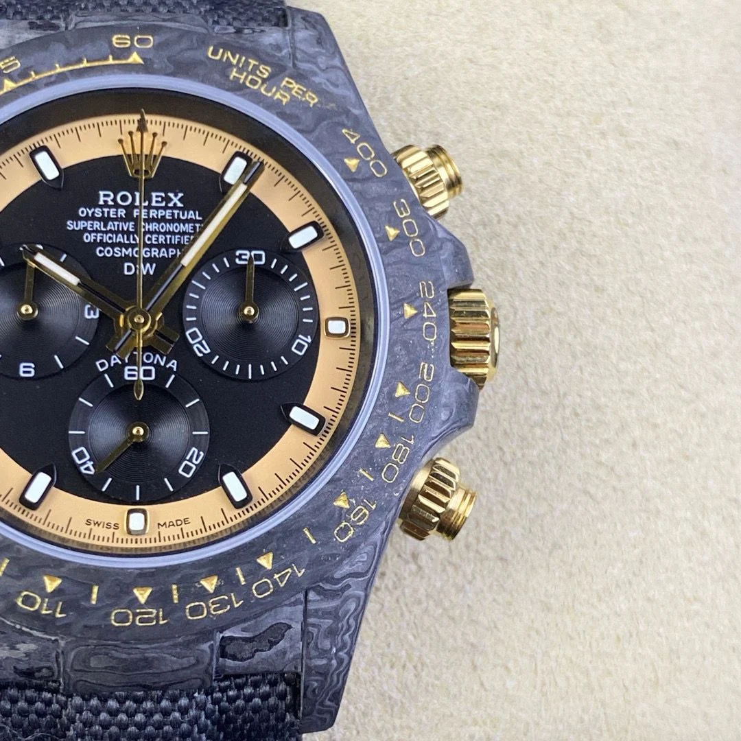WhatsApp-Image-2025-10-12-at-23.37.50_aeb0ad20 Daytona DIW Carbon N6F 1:1 Best Edition Blue Dial on Black Nylon Strap DD4801 - Image 4