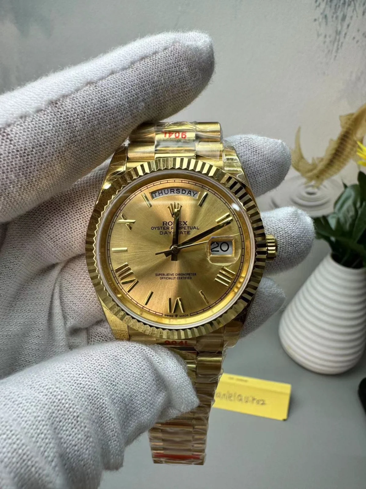 WhatsApp-Image-2025-11-19-at-21.33.47 Rolex Daydate Presidential Gold Dial Roman Numerals Weighted Version CDB Super Clone