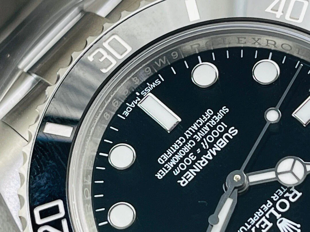 WhatsApp-Image-2026-02-15-at-21.07.28 Rolex Submariner No Date Stainless Steel 40mm Black Dial 114060 - Image 8