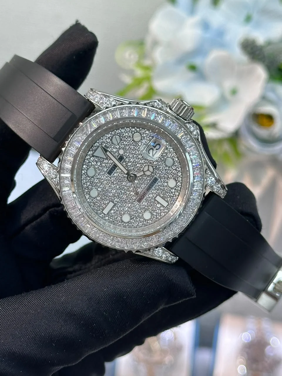 WhatsApp-Image-2026-06-27-at-16.32.20-2 Rolex 2021 Yacht-Master diamond 42mm watch - Image 3