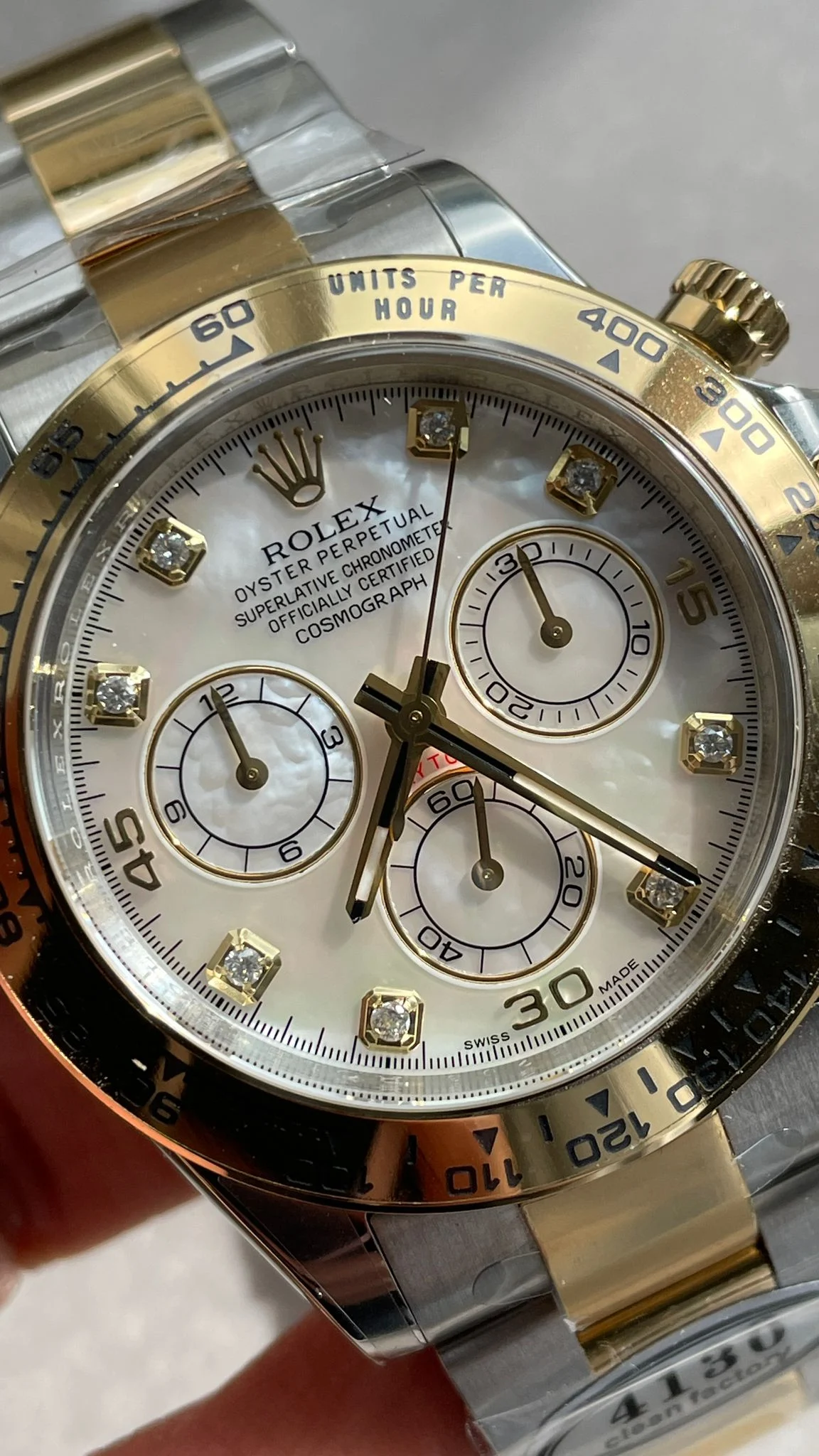 bceb108a-2c0d-4c69-a245-ea921c428c12-1 Daytona 116503 Two Tone Yellow Gold Real MOP Diamond Dial Clean 1:1 Best SA4130 Super Clone - Image 4