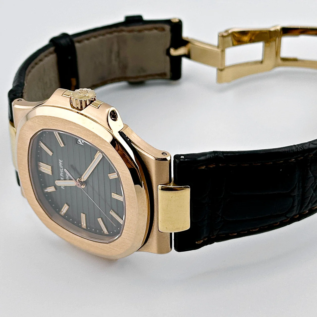 patek-philippe-nautilus-5711r-001-rose-gold-brown-dial-patek-philippe-43451470479604_1280x Nautilus 5711/1R RG 3KF 1:1 Best Edition Brown Textured Dial on Brown Leather Strap A324 Super Clone V2 - Image 4