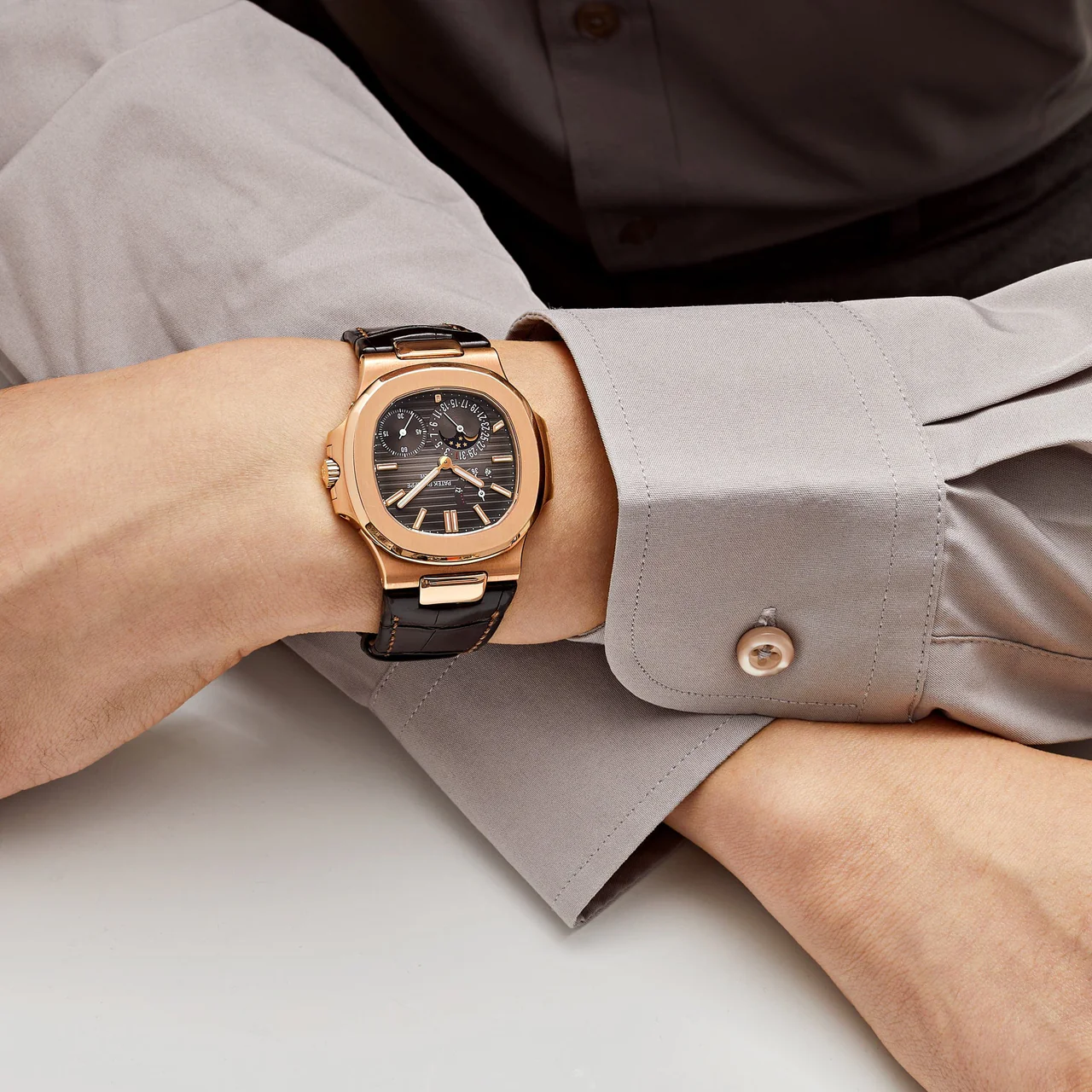 patek-philippe-nautilus-5712r-001-moon-phase-rose-gold-2009-patek-philippe-40265901342964_1280x Nautilus 5712 RG ZF 1:1 Best Edition Brown Dial on Brown Leather Strap A240 - Image 3