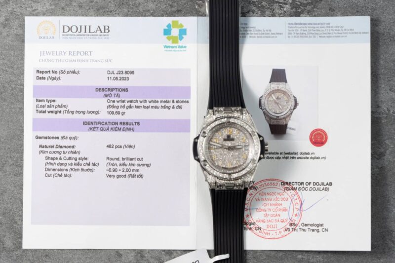 z5745416977678_580900fa93edc0e7ef6163cc458c0d79-800x533 Hublot Big Bang One Click Steel Full Pav¨¦ Custom Natural Diamonds Best Replica 39mm